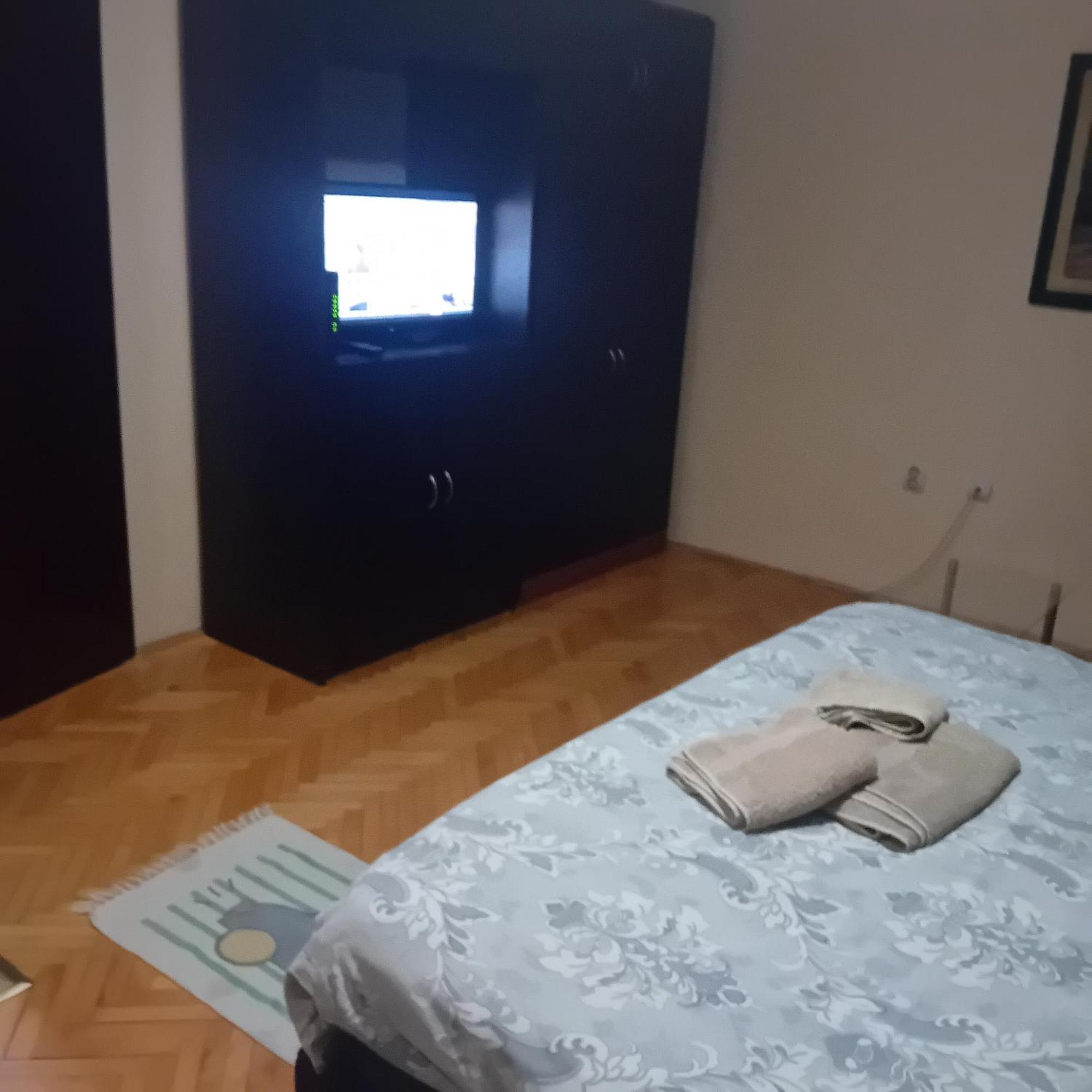 Apartment Viktor 2 Stan Na Dan Шабац Екстер'єр фото